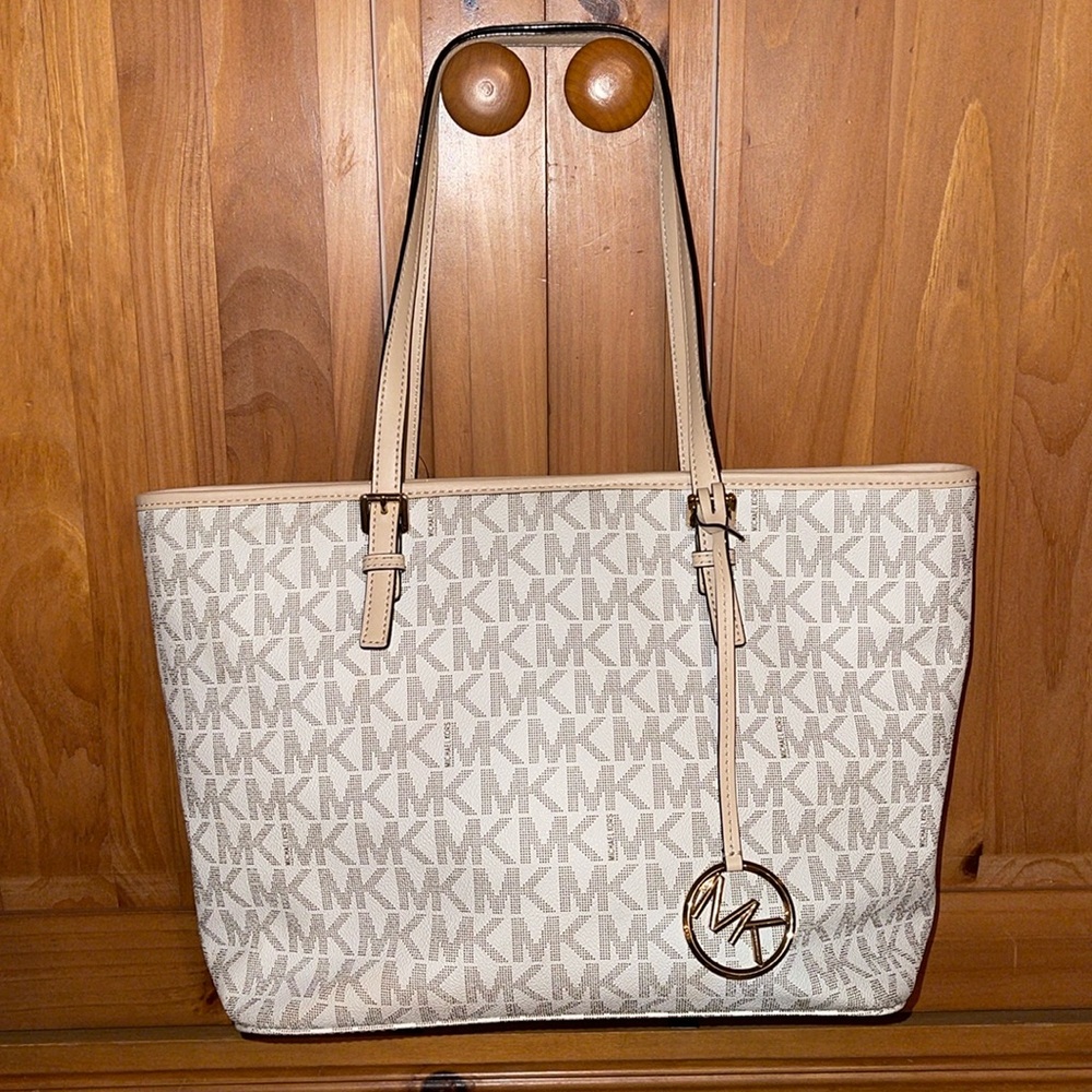 Michael Kors Signature Jet Set Purse - very good used condition.
